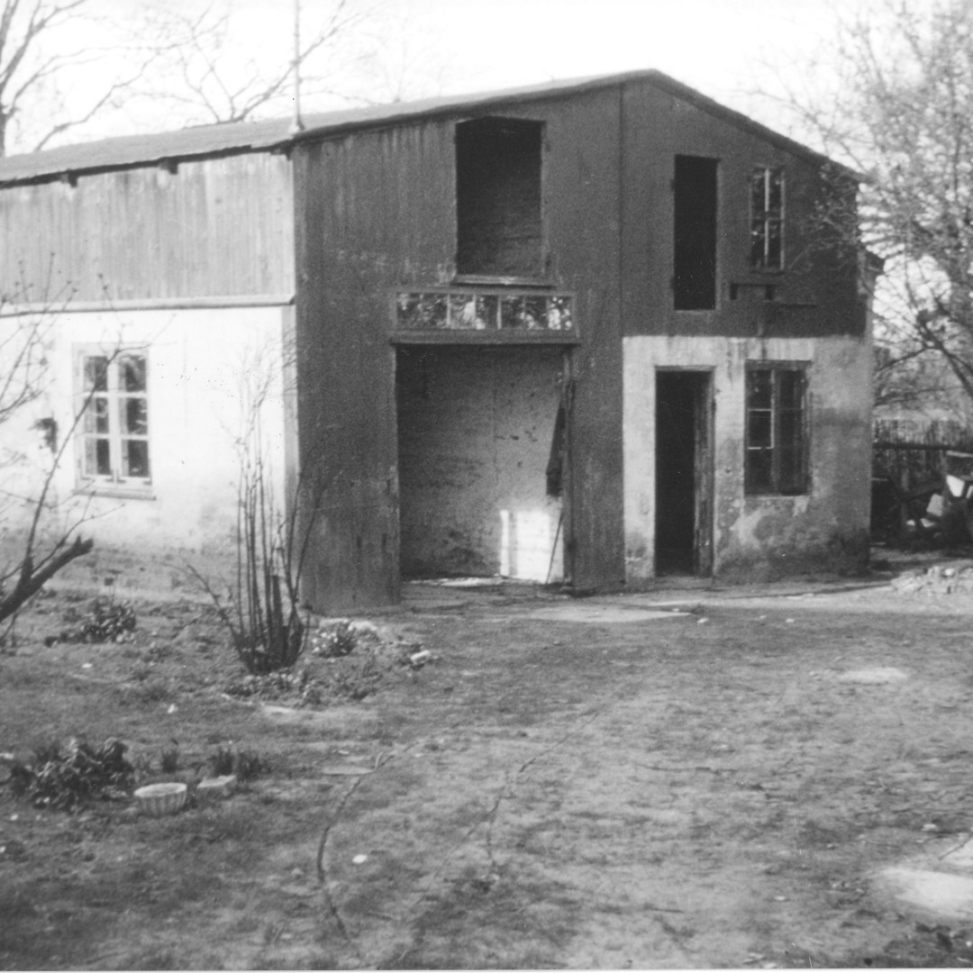 1984-226 Værkstedsbygning bag Lillerød Bio før 1958 (s11).jpg